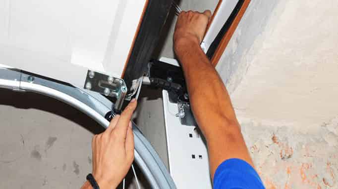 Johannesburg garage door repairs